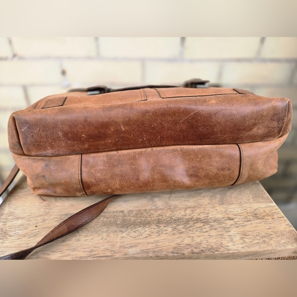 Vintage Leather Briefcase - Picture 7 of 13